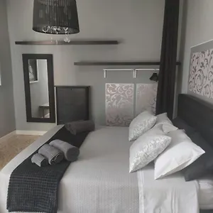 https://appartamento-di-design-spazio-darte-372.emilia-romagnahotels.net